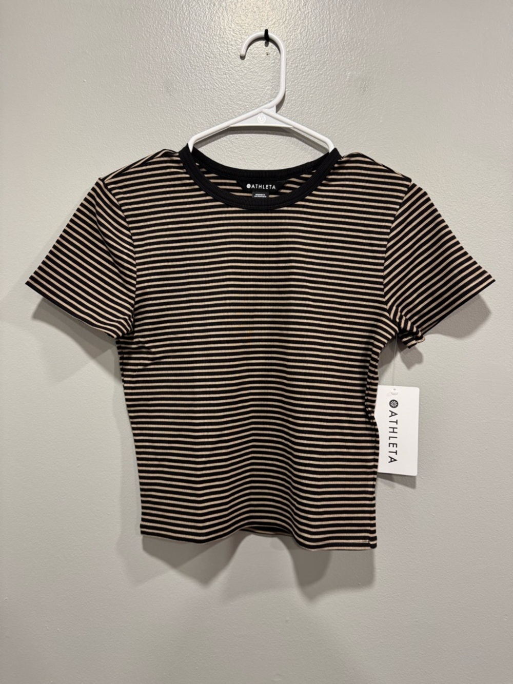 NWT Athleta Signature Rib Crop Tee Size Small